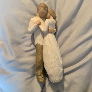 Willow Tree couple figurine